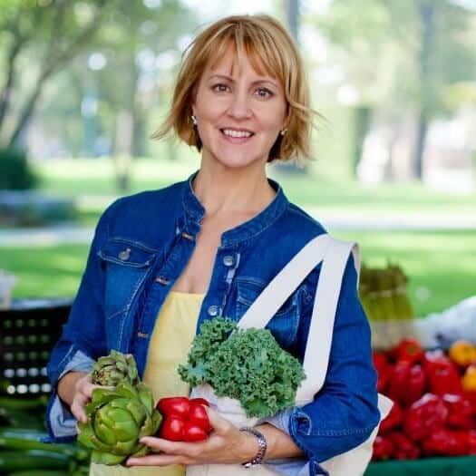 cropped headshot sharon palmer